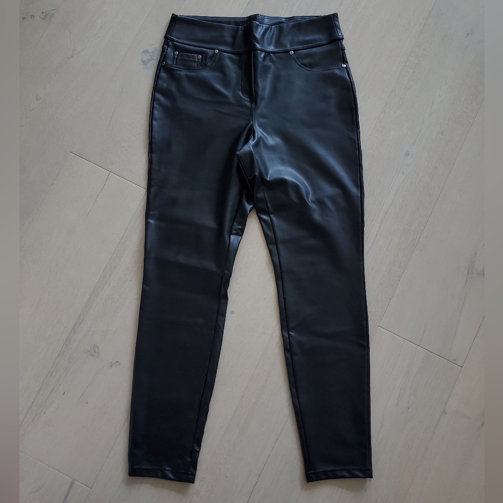 Laundry NWT- by Shelli Segal-Black Vegan Leather Pants Ladies Sz.M